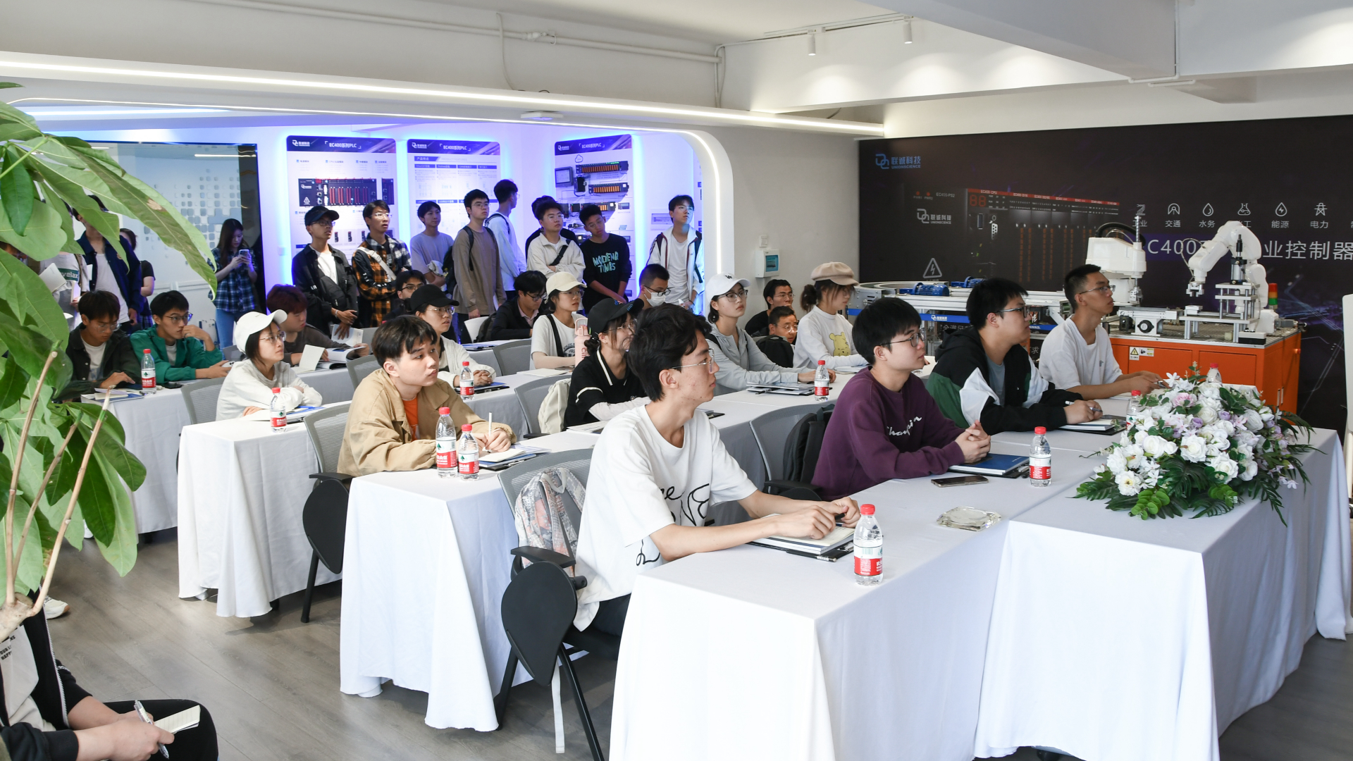 2121非凡国际·(中国)体育官方网站