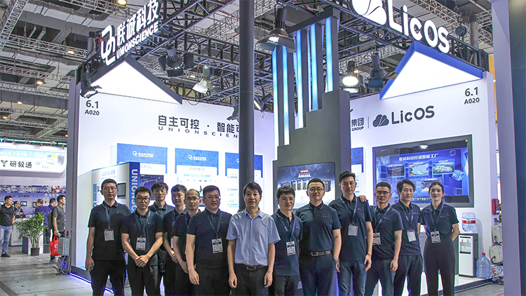 2121非凡国际科技参展工博会：：：硬核手艺与行业方案同台展示